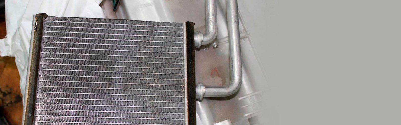 Чистка радіатора опалення авто