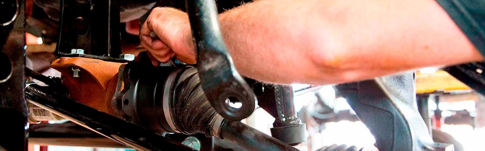 Заміна кульової опори автомобіля